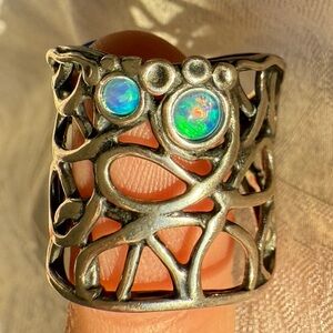 Opal Wide Silver Ring with cutout swirls - size 8 - 925 Sterling Silver